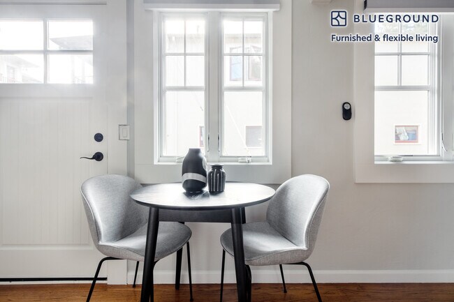 Foto del edificio - 335 Hawthorne Ave