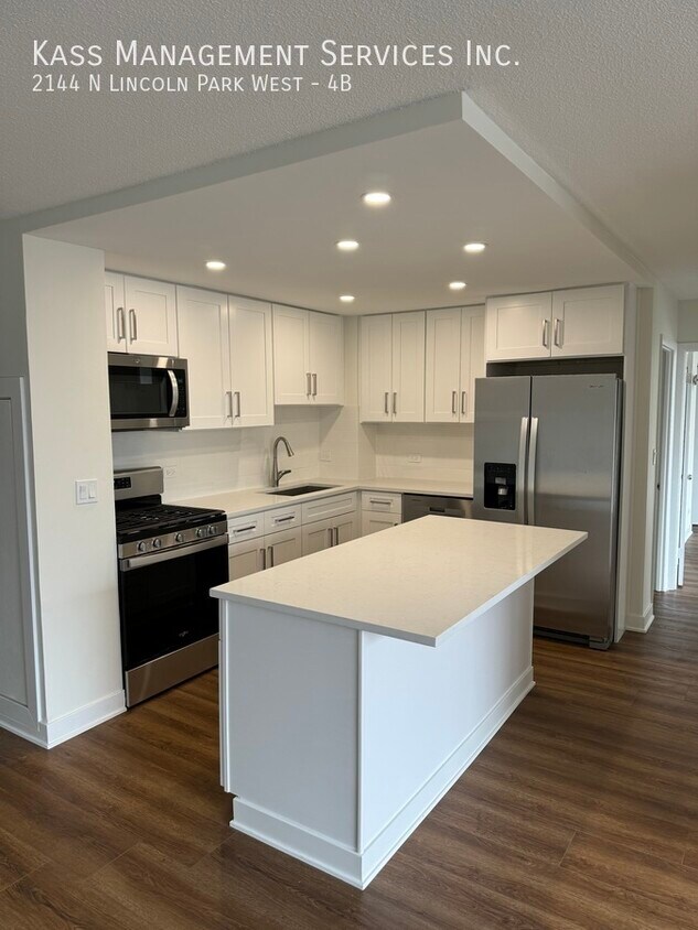 Foto principal - Prime Lincoln Park 2bd. Condo for rent! No...
