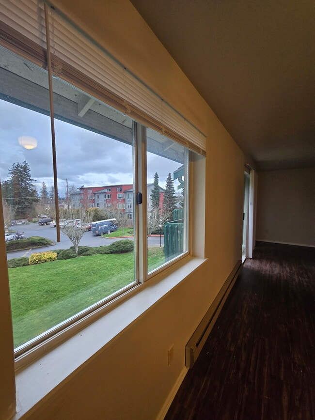 Building Photo - Baker Vista Apartments