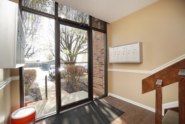 Foto del edificio - 9481 Canyon Pass Dr