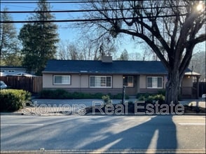 Building Photo - 1540 Green Valley Rd