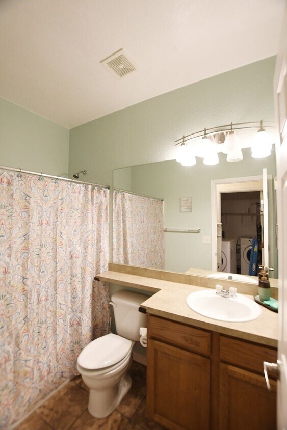 15153 E 16th Dr, Aurora, CO 80011 House Rental in Aurora, CO