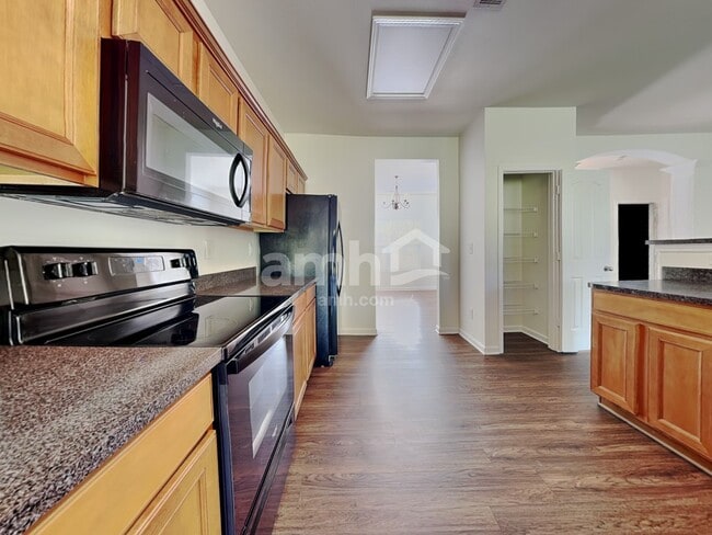 Building Photo - 13632 Stringfellow Ln