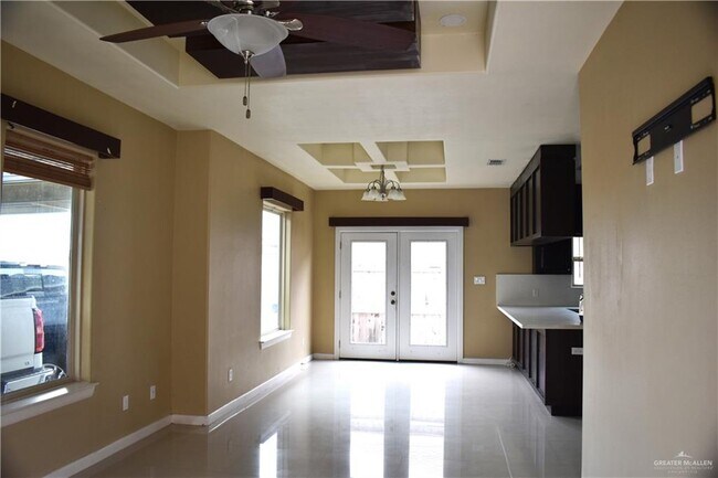 Foto del edificio - 2420 N Mojave St