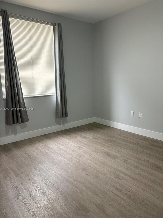 Photo - 2100 Greenview Shores Blvd (Wellington, FL) Apartment