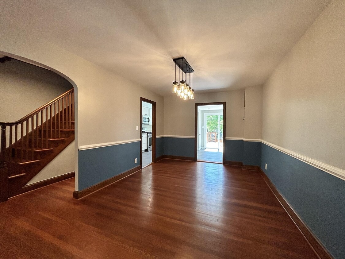 Photo - 24 Gallatin St NW-