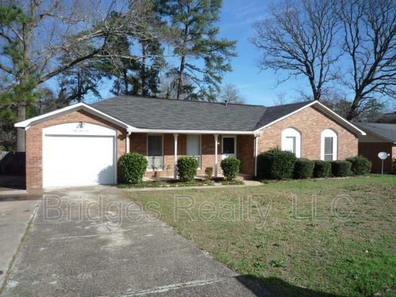 4059 Old Trail Rd W, Martinez, GA 30907 House Rental in Martinez, GA