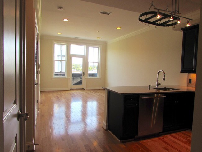 Foto del edificio - 1210 R St NW