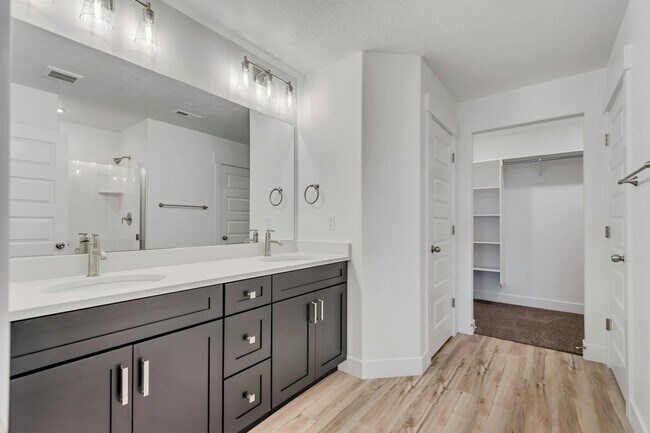Foto del edificio - 4650 Alder Dr