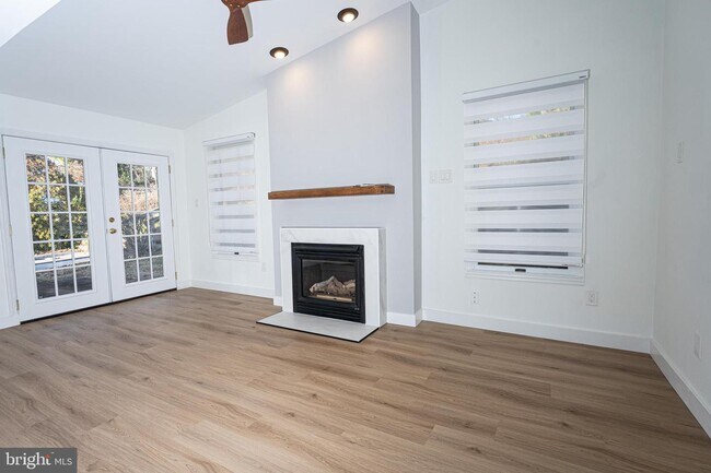 Building Photo - 5307 Juxon Pl