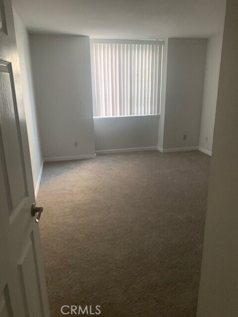 Foto del edificio - 1247 Stoner Ave