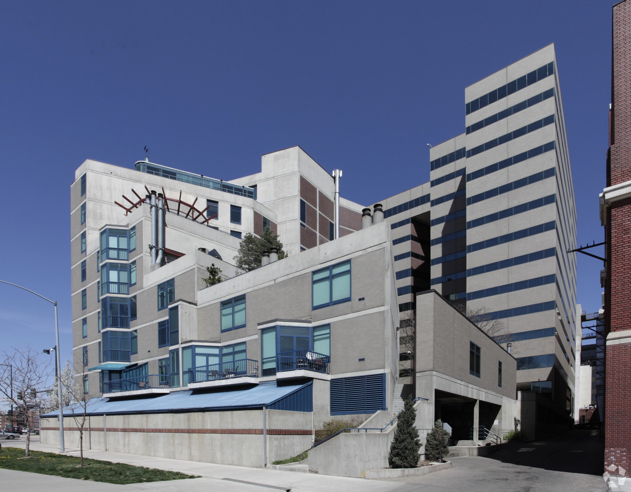 Residences at Lawrence