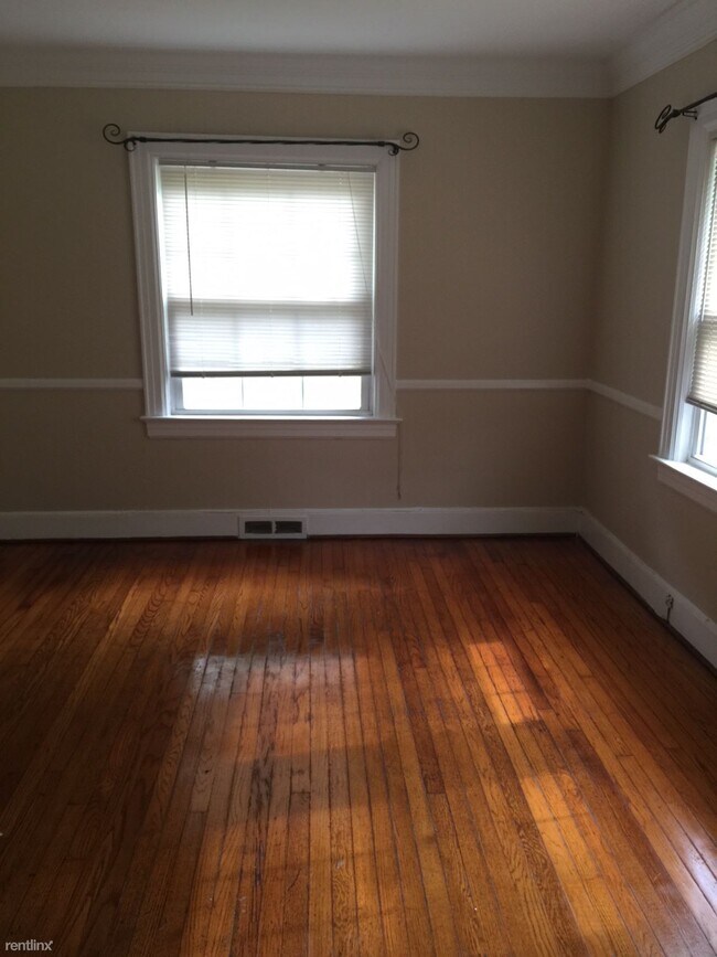 Foto del edificio - 4 br, 2 bath House - 1700 Walker Ave