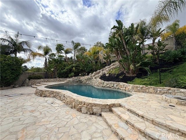 Foto del edificio - 17261 Fremont Ln