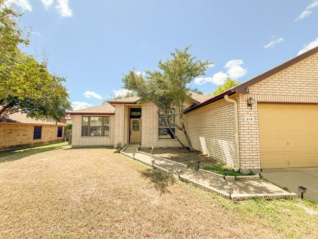 Building Photo - Available NOW!!!! Located in Skipcha Mount...