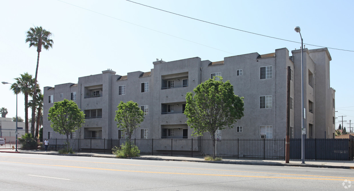 Foto del edificio - Virginia Apartments