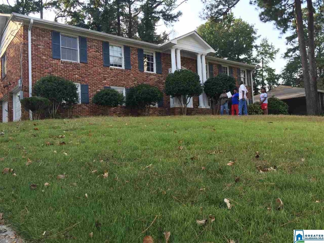 782 Twin Branch Dr, Vestavia Hills, AL 35226 House Rental in Vestavia