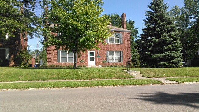Foto del edificio - 754 Kenwick Rd