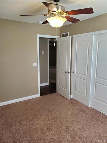 Building Photo - 411 Prairie Creek Dr