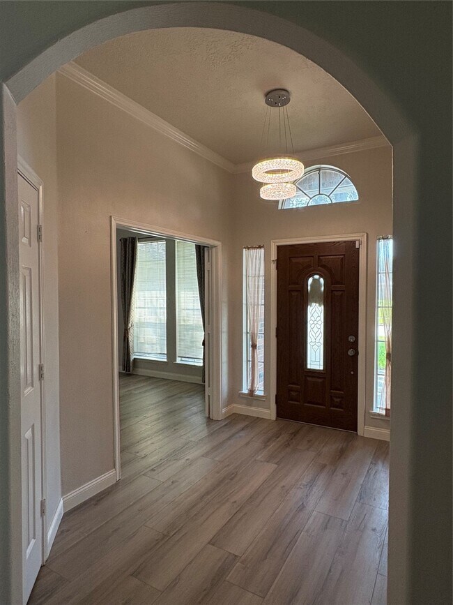 Foto del edificio - 12114 Pine Brook Dr