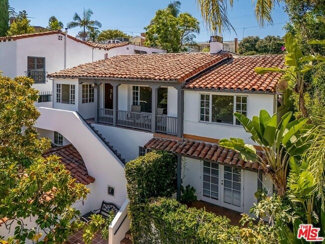 Building Photo - 1215 Edris Dr