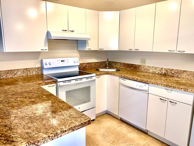 Building Photo - 4988 Sable Pine Cir