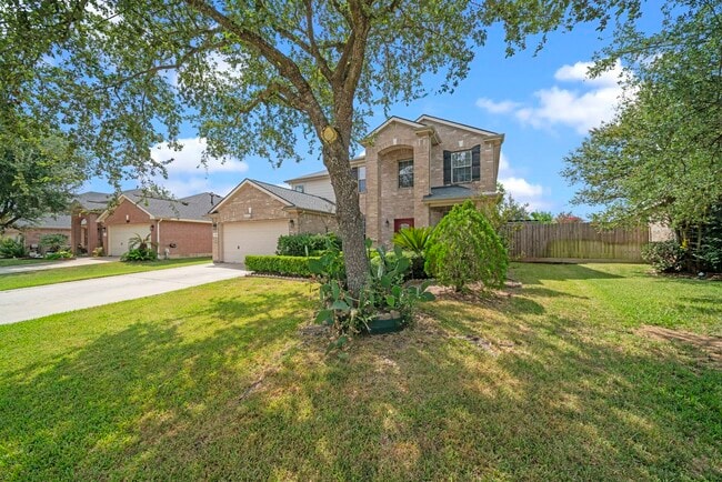 Foto del edificio - 6323 Channelbrook Ln