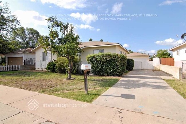 Building Photo - 719 Erica St