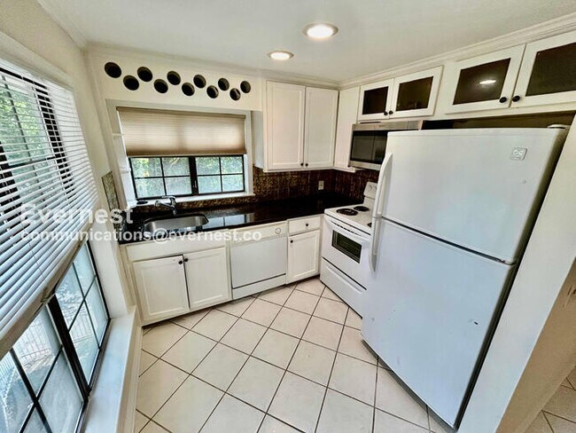 Foto del edificio - 1050 Piedmont Ave NE