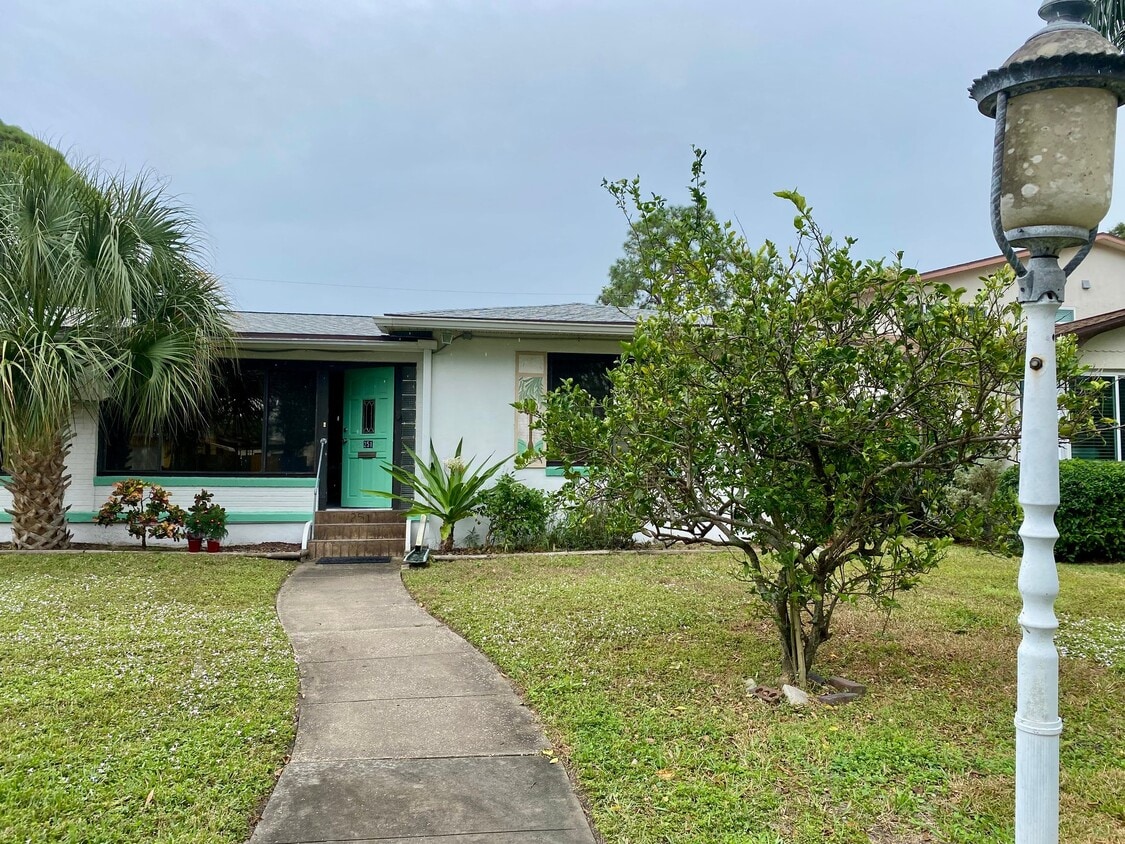 Photo - 251 Mateo Way NE (St. Petersburg, FL)