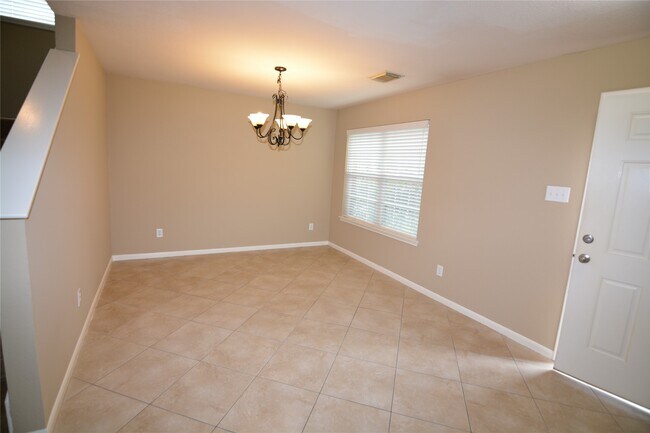 Building Photo - 3903 Brighton Springs Ln