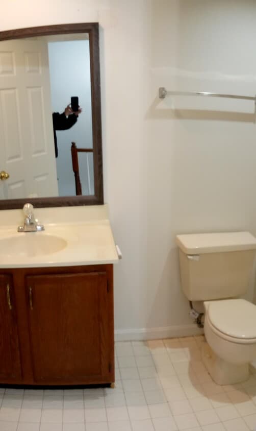 Building Photo - 8901 Harkate Way
