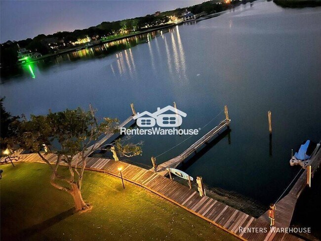 Foto del edificio - 18809 Egret Bay Blvd