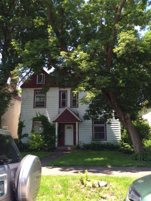 House - 2102 25th Ave S