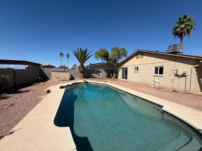 Photo - North 46th Avenue House