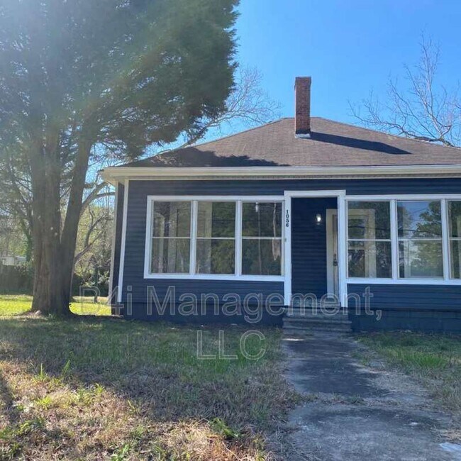Foto del edificio - 1056 High Falls Rd