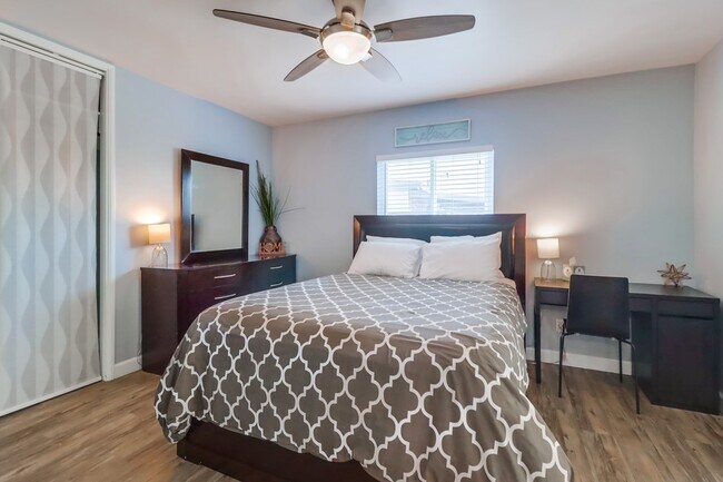 Foto del edificio - 3856 Loma Alta Dr