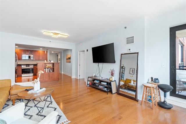 Foto del edificio - 1025 Maxwell Ln
