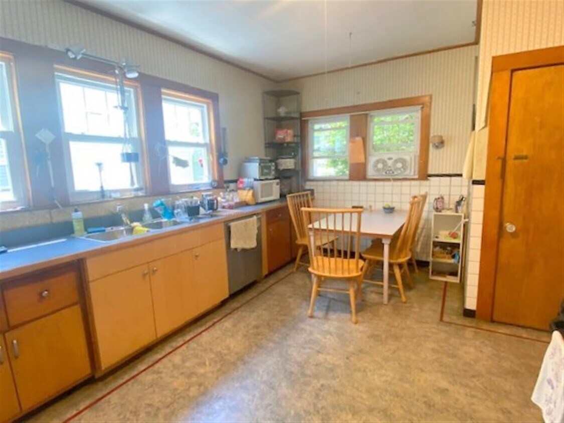 44 Paulina St, Somerville, MA 02144 Townhome Rentals in Somerville MA