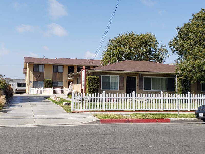 Primary Photo - 3701 Emerald St