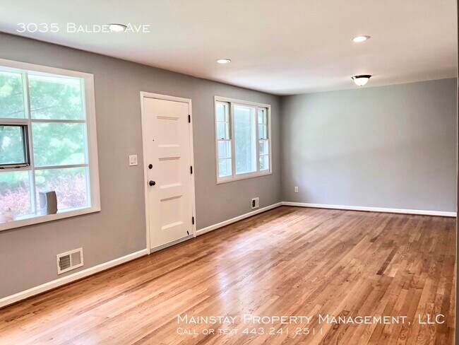 Foto del edificio - Newly Renovated 3 Bed 2 Bath Home In Parkv...
