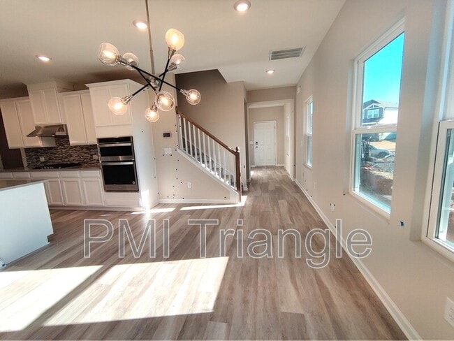 Building Photo - 660 Sage Oak Ln