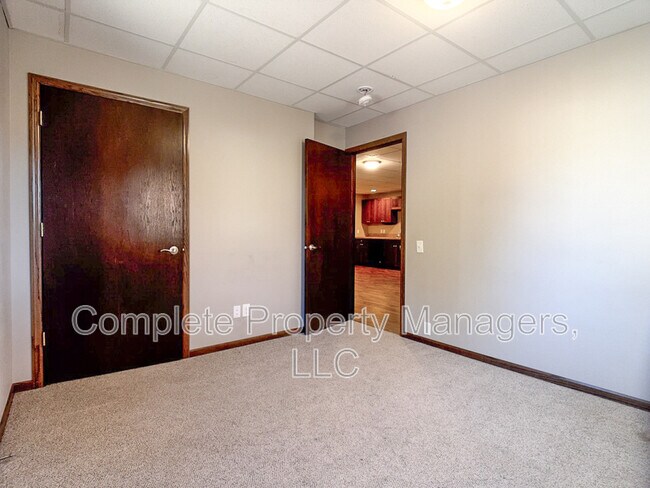 Foto del edificio - 101 S Harrison St