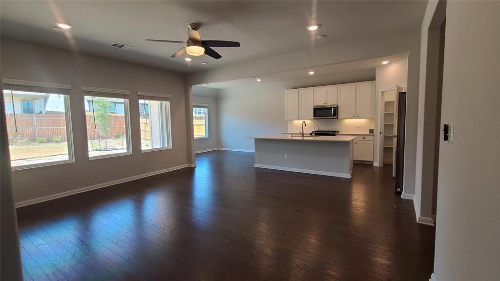 Foto principal - 2613 Danbury Ln
