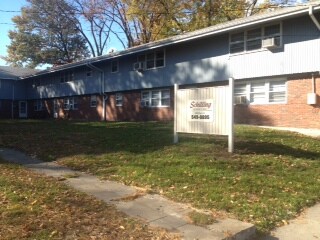Building Photo - 604 S University Ave