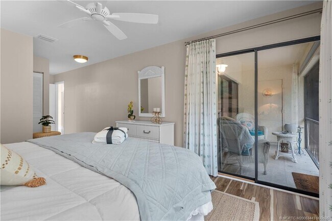 Foto del edificio - 1544 SW Silver Pine Way