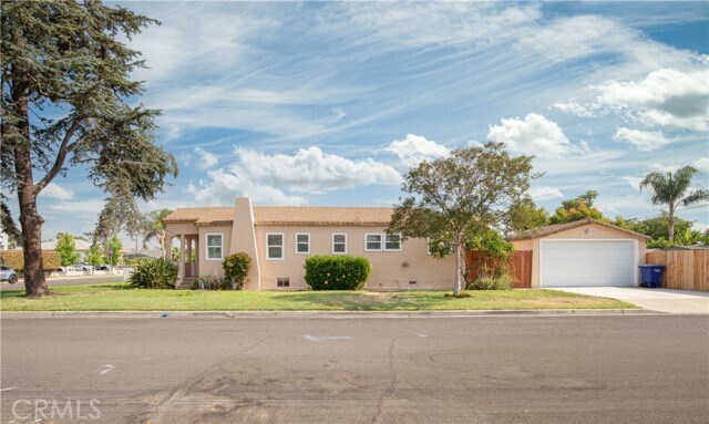 Building Photo - 5832 Homewood Ave