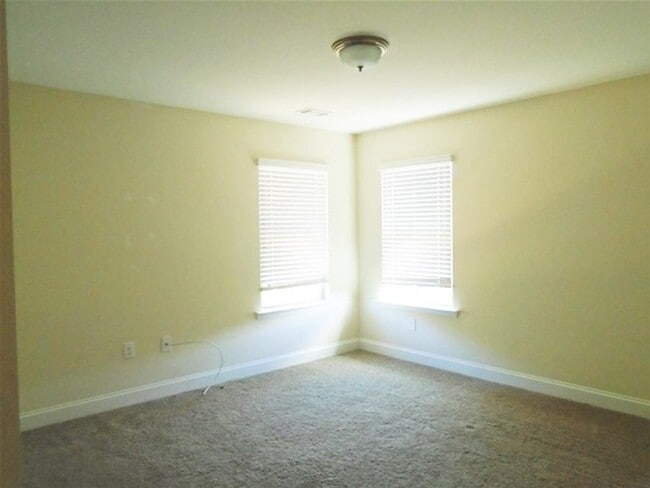 Building Photo - 416 Lanier Ct