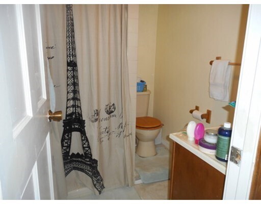 Building Photo - 46 Central Ave