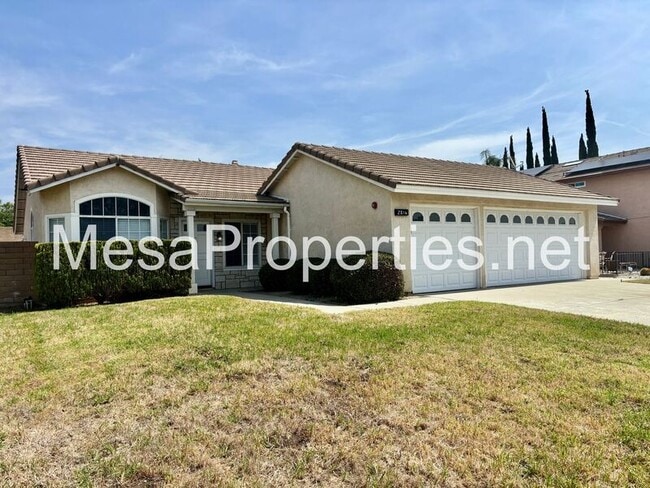 Building Photo - 2816 W Fairview Dr